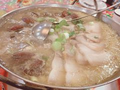 杀猪菜-闯关东东北农家菜(崂山石老人店)