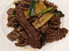 爆炒腰花-鹊华居·地道鲁菜·海鲜·融合味(大明湖店)