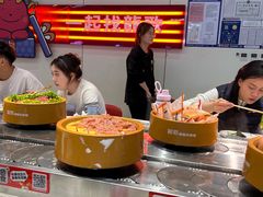 -龍歌自助小火锅(芝罘万达店)