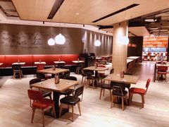 大堂-必胜客(新中纬店)