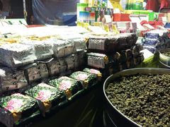 -六合夜市