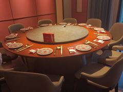 -鸽子侯·家宴·平价海鲜(绿地店)