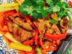 -乐山食古香跷脚牛肉