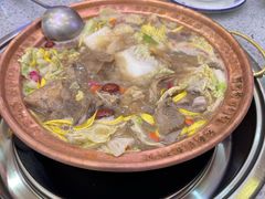 -阿婆情腊排骨火锅(金虹路店)