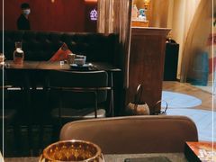 大堂-丝路金桃·新疆菜(徐汇店)