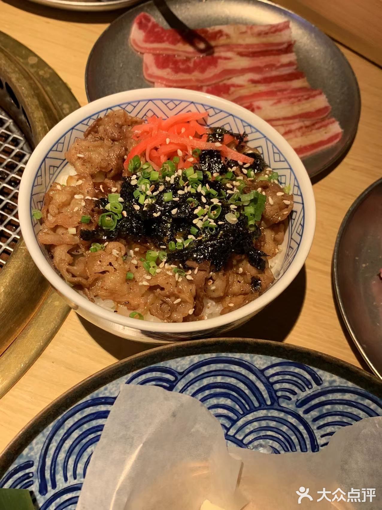 谁还没来吃过武汉街道口这家烧肉！