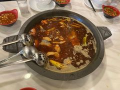 -安吉美渝石锅鱼(芜园西路店)