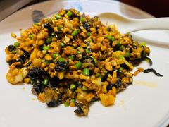 -何氏排骨(左家塘店)