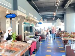 -彩虹云霄酒店75层国际自助餐