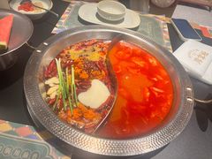 -廖掌柜·重庆鲜货火锅(上海首店)