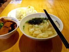 -凤起龙游老面包子(凯德晶品店)
