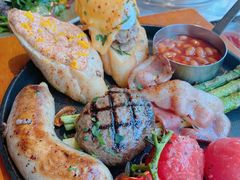 -Let'sBURGERplus·非常创意汉堡(三里屯店)
