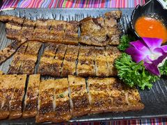 -香巴拉云南餐厅(华莱坞店)
