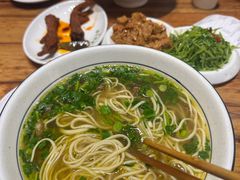 -杨记清芳牛肉拉面(京广路店)