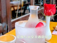 玫瑰与山泉米酒的浪漫-素描餐厅(灵隐天竺店)