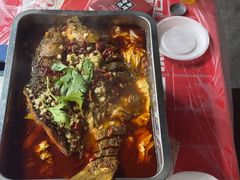 -老街烧烤大排档·地道湖北菜·龙虾馆(汉口火车站店)