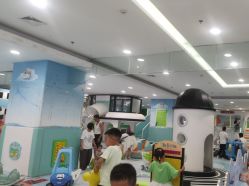 -孩子王童乐园(唐山万达广场店)