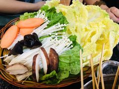 -老何太太鹤岗小串·团建聚餐(龙华店)