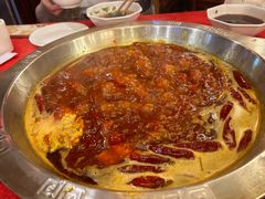 -山城年华老火锅(玉林店)