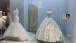 -乐派诗婚纱摄影