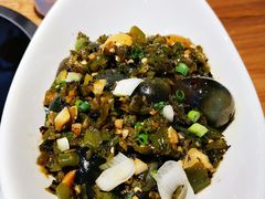 -山城外·非遗酸菜鱼(新都汇融店)
