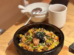 黑松露鹅肝石锅拌饭-大和食乐·鲜和牛酸汤火锅(环宇荟店)