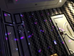 -皇马纯KTV·量贩·聚会(民治店)