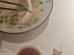 -鑫花溪牛肉米粉(凤凰街创始总店)