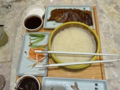 -沪华海鲜大酒楼(南汇店)
