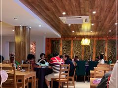 大堂-莲池荟素食馆·12年老字号(光孝寺店)