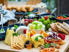 -昆山琶拉帝诗酒店·河畔咖啡厅Riverside Cafe