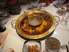 -哥老官重庆美蛙鱼头(日月光店)