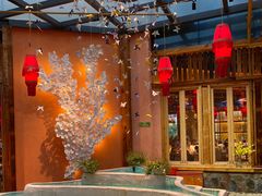 -老滇山寨•云南特色菜•地方菜•民族风情歌舞表演(金碧店)