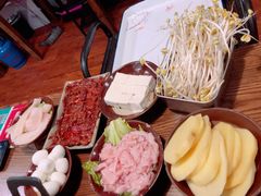 -周幺妹重庆老火锅(银泰城总店)