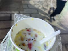 -清真老马家国华牛奶鸡蛋醪糟(正宁路店)