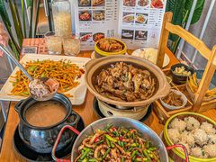 -莲餐厅·湖北菜·潜江小龙虾店(愚园路店)