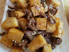 -维吾尔餐厅(宜山路店)