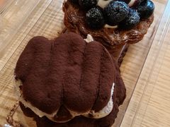 -好利来(上海虹桥新天地Lab主题店)