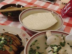 -老方桌烂蹄花川菜馆(九龙坡店)