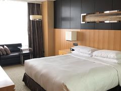 -上海漕河泾万丽酒店