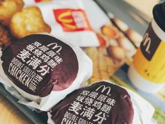 双层板烧鸡腿堡-麦当劳(莒县服务区店)