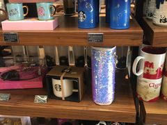 零售区-星巴克臻选(成都宽窄巷子店)