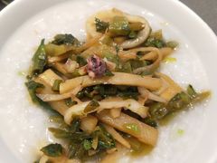 -香山湖渔家大院