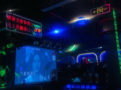 -路边边.炒菜烧烤.音乐餐厅(良乡长虹店)