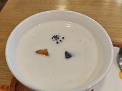 -满记甜品(优客百盛店)