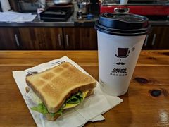 -Auco游咖.咖啡(清吟街店)