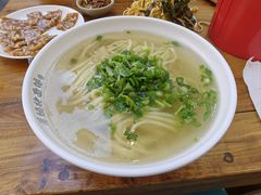 -萍姨抻面馆·鸡架冒菜(清湖店)