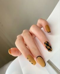 -H12 STAR日式美甲美睫专门店
