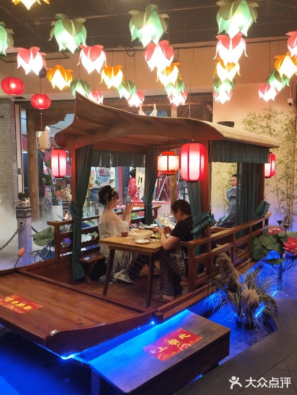 姐妹们，我这是穿越了吗？[色]
