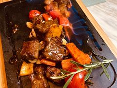 田园澳洲骰子牛肉-蜜桃花开·中西融合菜E&W(南长街店)